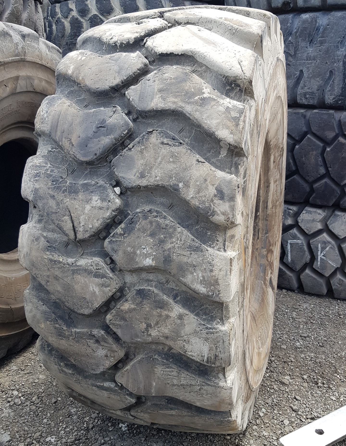 Шина 29.5R25 б/у Bridgestone VSNT